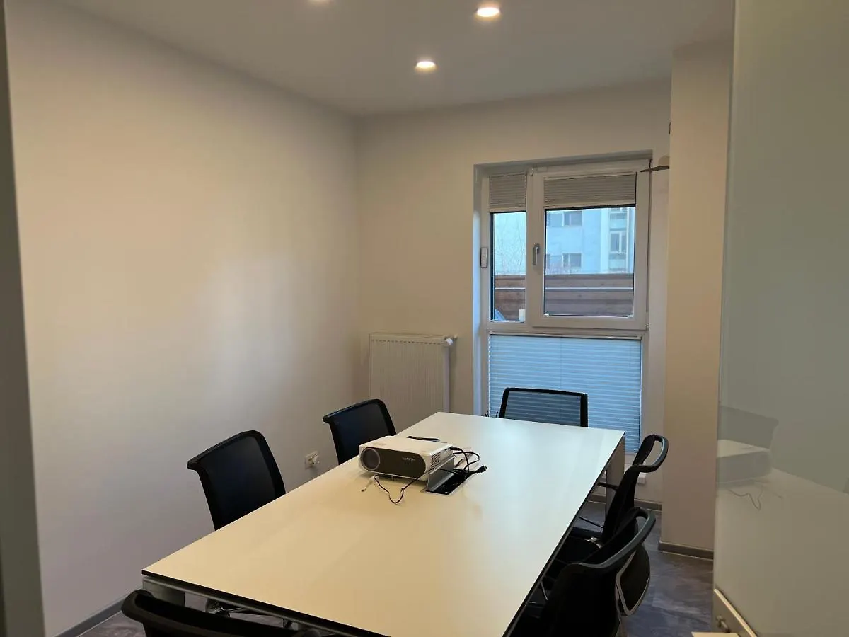Apartament Fancy Penthouse Studio With Lakeview W10 Bucureşti România