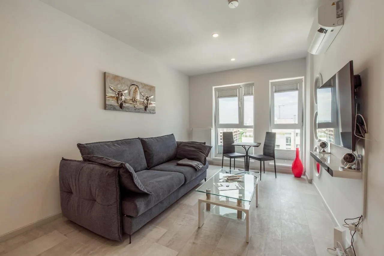 Fancy Penthouse Studio With Lakeview W10 Bucureşti