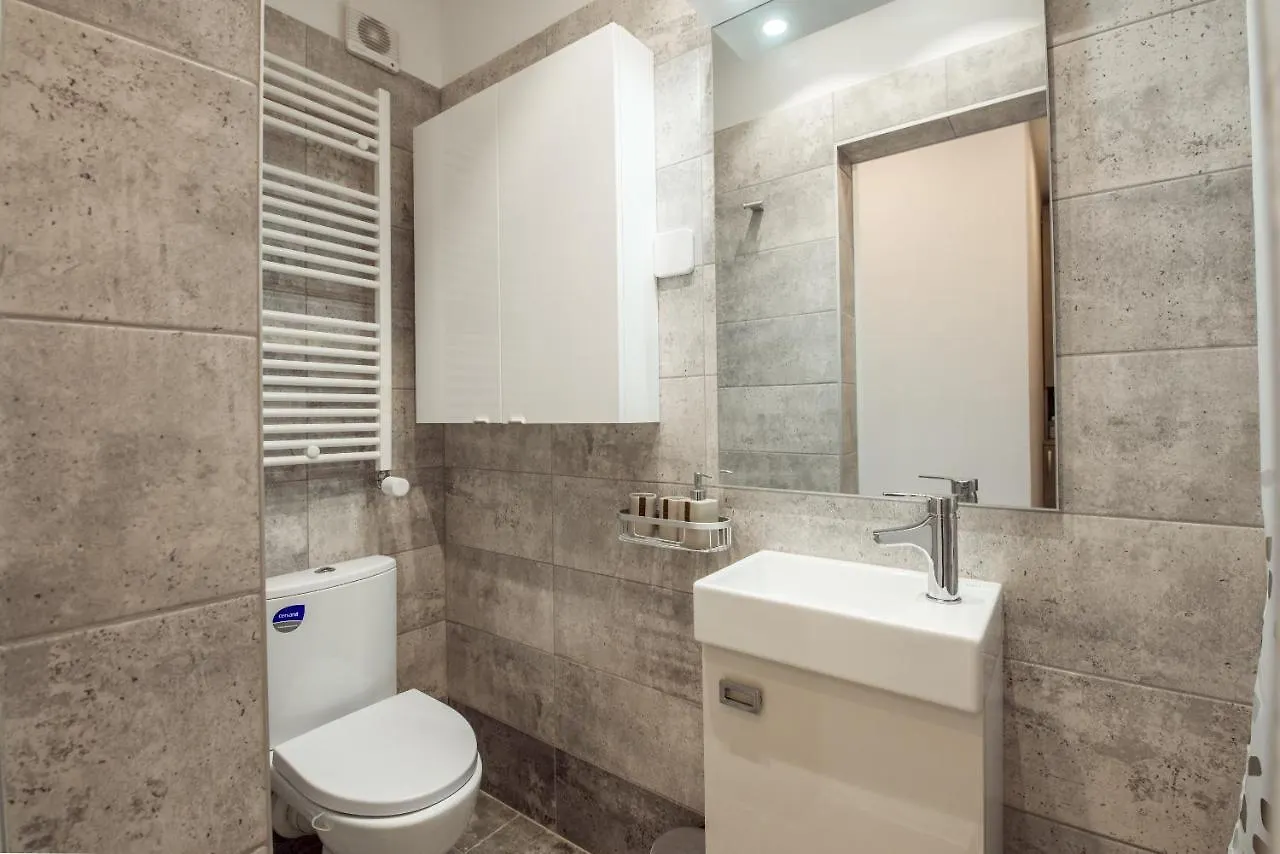 Fancy Penthouse Studio With Lakeview W10 Bucureşti 0*,  România
