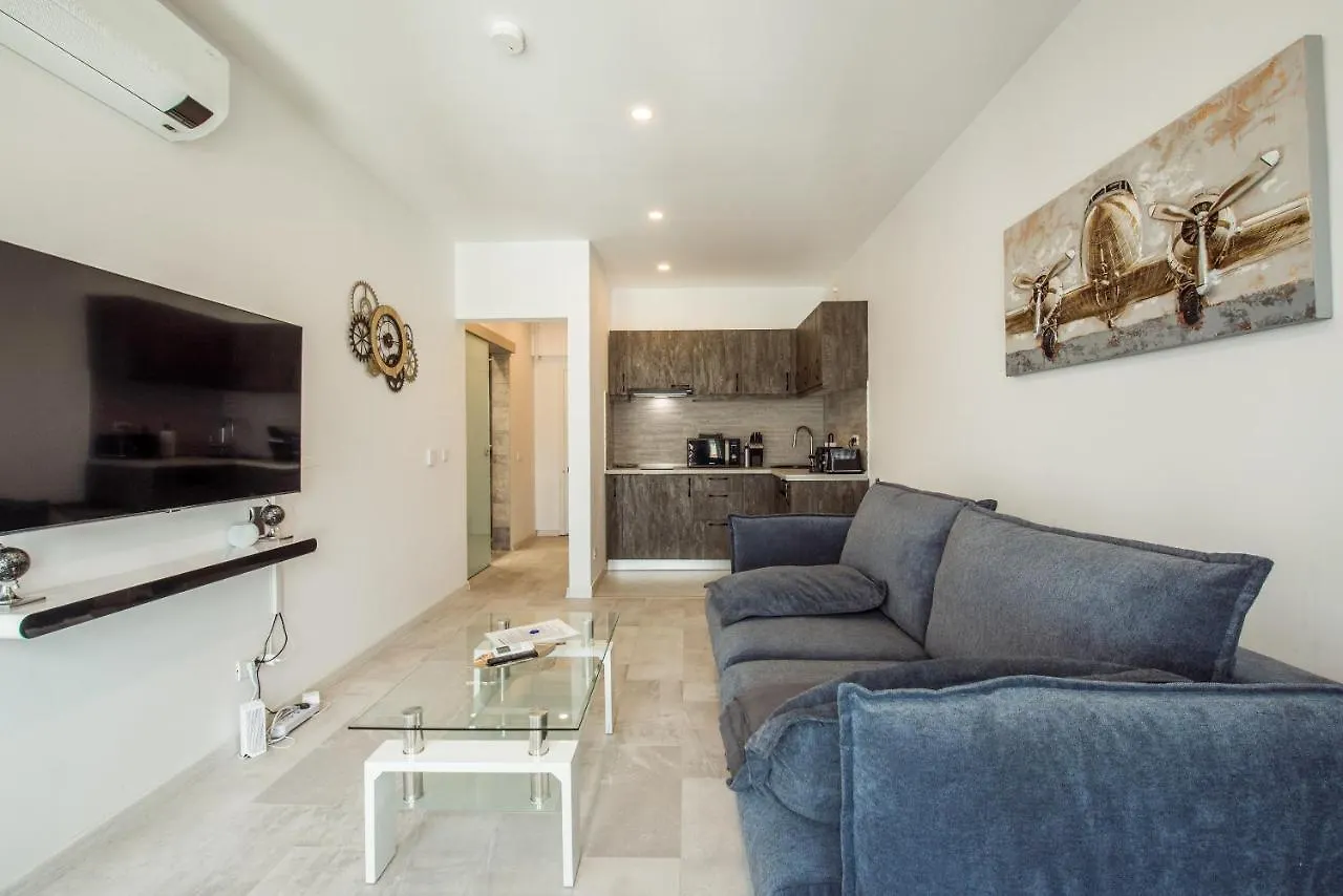 Fancy Penthouse Studio With Lakeview W10 Bucarest Roumanie